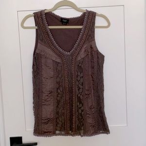 Deletta lacy tank top